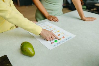 Benefits Of Nutrigenomics For Men: At Home Test Kit Shows Health Risks & Foods To Avoid