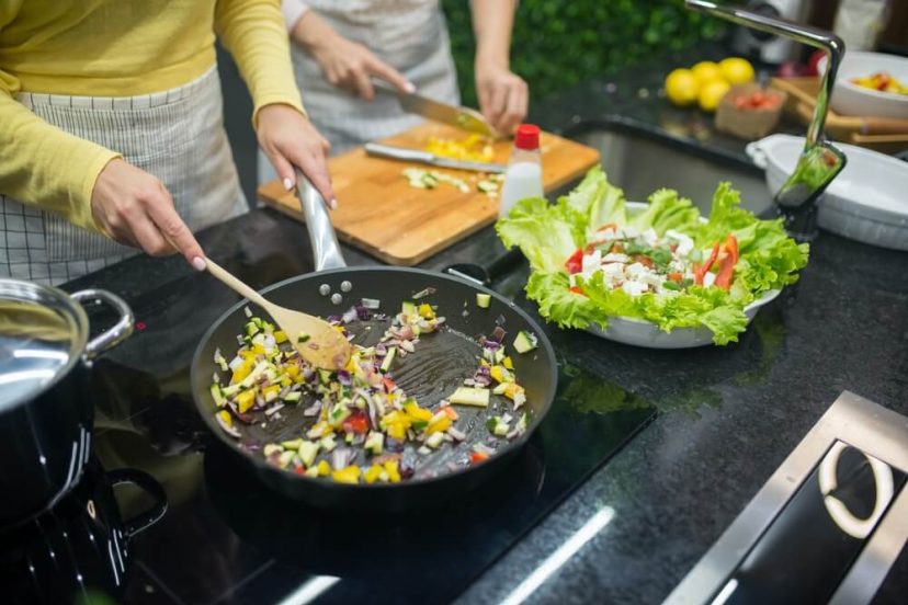 5 Free Lazy Keto Recipe Low-Carb Lunch Ideas For Women's Weight Loss