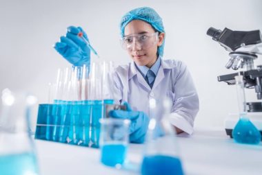 Eating For Women's Genetic Makeup: Benefits, Health Risks, & Foods To Avoid
